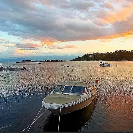 Alexander's Σπίτι διακοπών